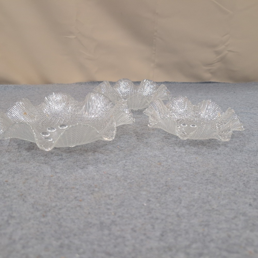 Vintage Clear Textured Ruffled Glass Bowls Set of 3 Bubble Base Trinket Dishes - Picture 3 of 8